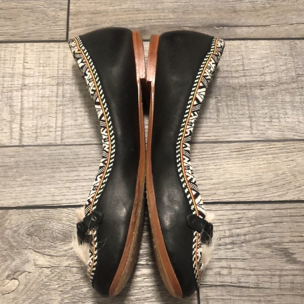 Belle By Sigerson Morrison Leather Flat Ballet Shoes With Bow And Tribal Design View 5